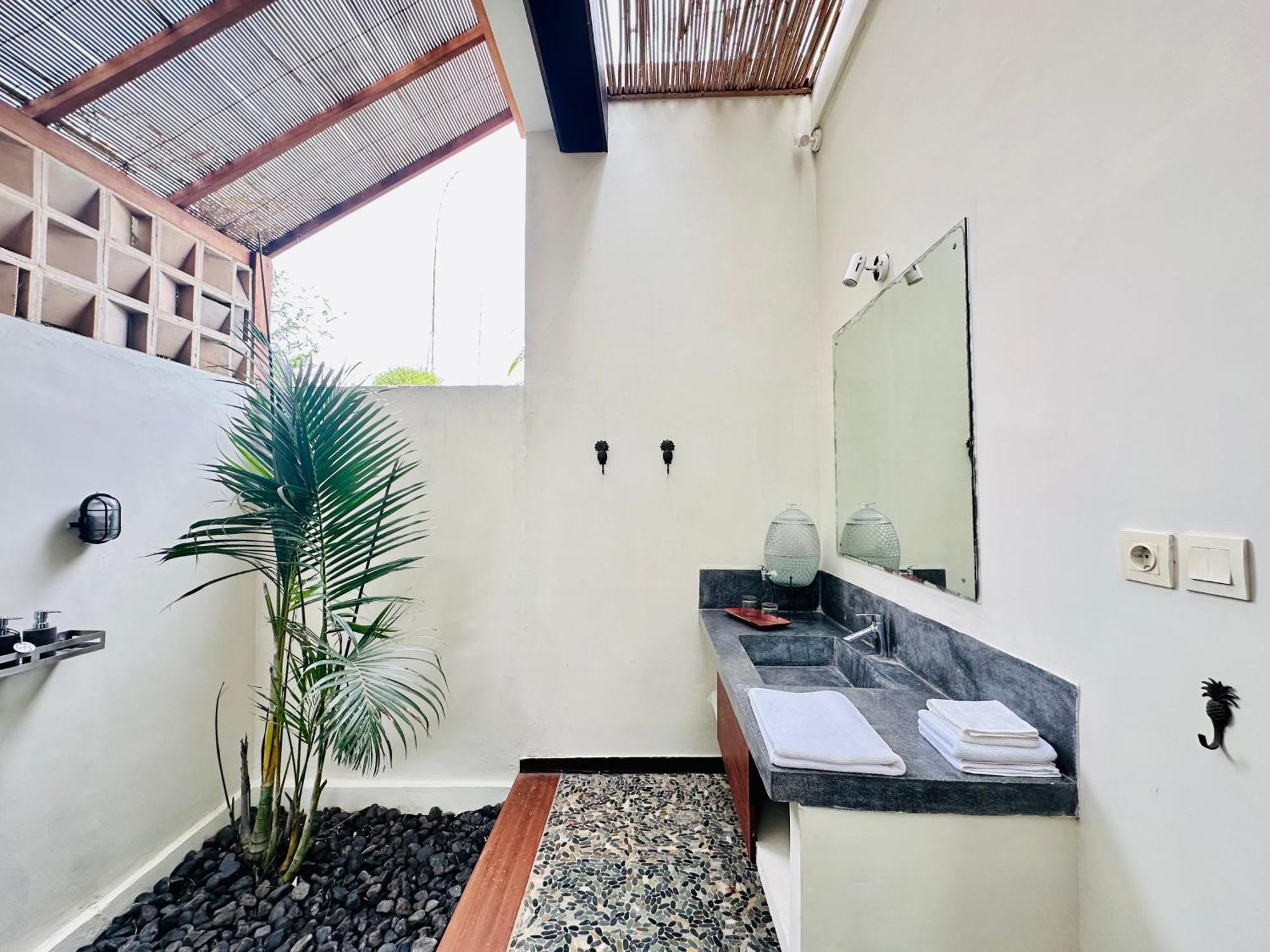 Samudra Damai - Luxury And Peaceful In The Heart Of Bingin - 3 Exclusive * Uluwatu